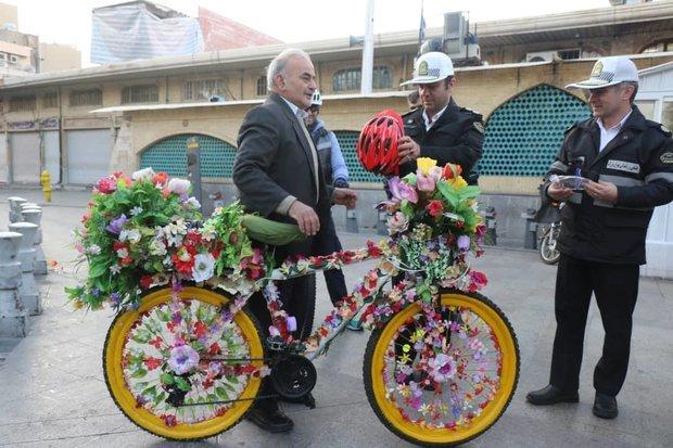 تقدیر از دوچرخه سواران محدوده بازار تهران