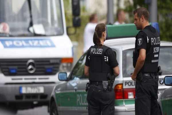 انفجار در شهر هالبرشتات آلمان، منازل اطراف تخلیه شدند انفجار در شهر هالبرشتات آلمان، منازل اطراف تخلیه شدند