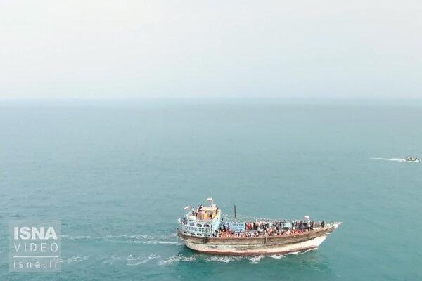 مواج شدن خلیج فارس از جاسک تا شرق تنگه هرمز مواج شدن خلیج فارس از جاسک تا شرق تنگه هرمز