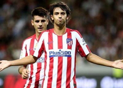 یک ستاره متولد شده است