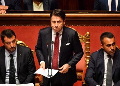 دولت ایتالیا با استعفای نخست وزیر سقوط کرد