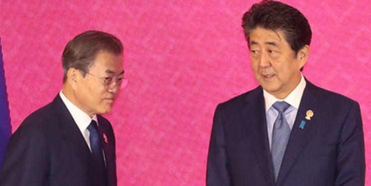 مذاکره مون و آبه در نشست آسه آن برای حل اختلافات کره جنوبی و ژاپن