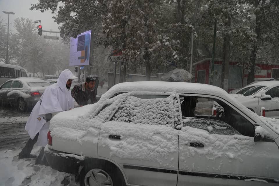 عطایی: برای شرایط برفی تمرین نداریم، سطح خیابان ها را از عطایی: برای شرایط برفی تمرین نداریم، سطح خیابان ها را از برف پاک می کنیم، دوباره برفی می شود
