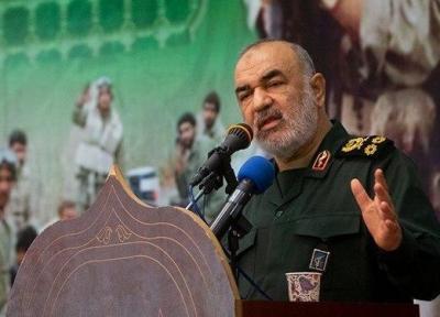سردار سلامی: برای استقلال هیچ راهی جز قوی شدن نداریم، باید بتوانیم خودمان مشکلاتمان را حل کنیم