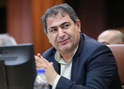 مردم به دنبال فردی کارآمد برای حل مشکلاتشان هستند