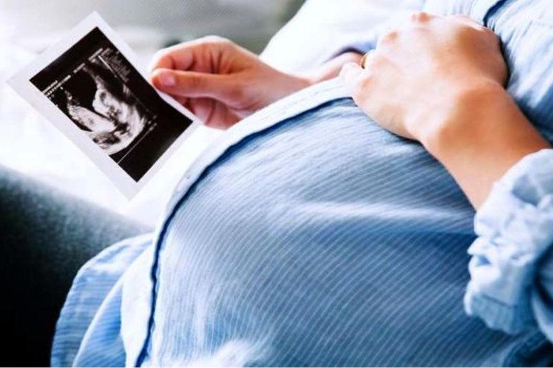 خبرنگاران مادران در سه ماه اول و سوم بارداری روزه نگیرند