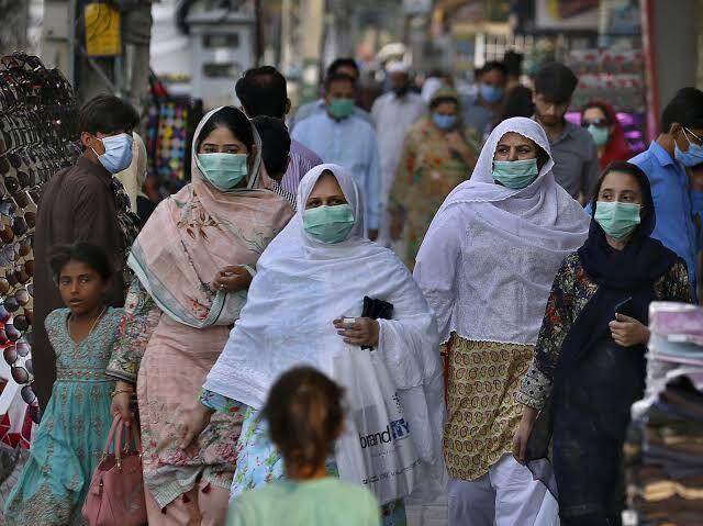 نگرانی از ابتلای 4 میلیون نفر به کرونا در پاکستان