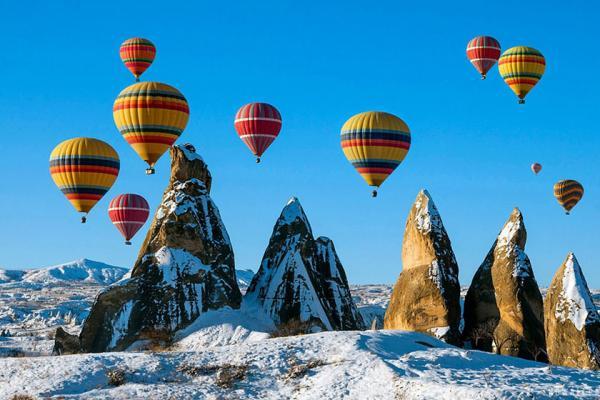 تماشای 7 مکان فوق العاده دنیا با بالون هوای گرم تماشای 7 مکان فوق العاده جهان با بالون هوای گرم
